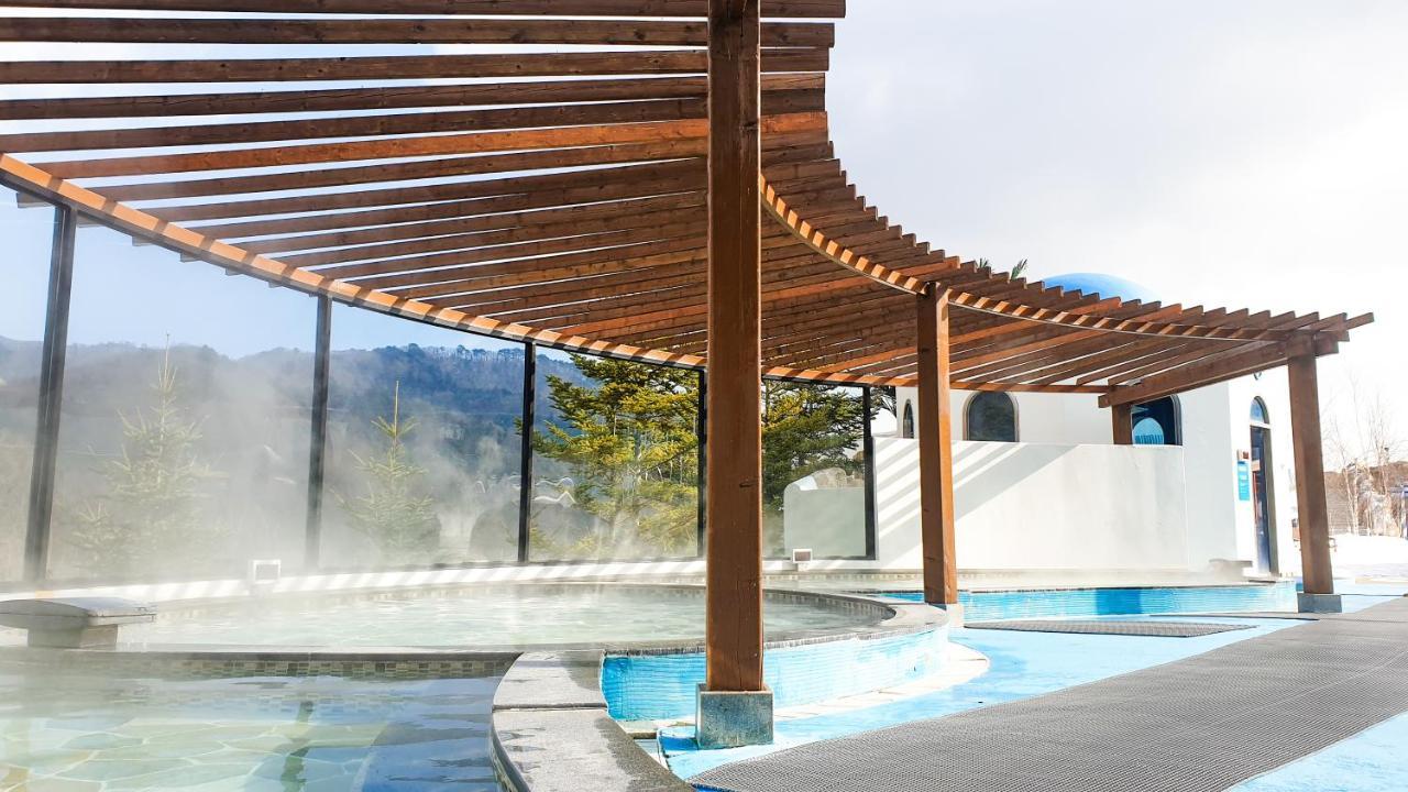 Phoenix Hotel Pyeongchang Exterior photo